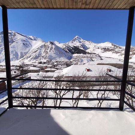 Kazbegi Apartment Esterno foto